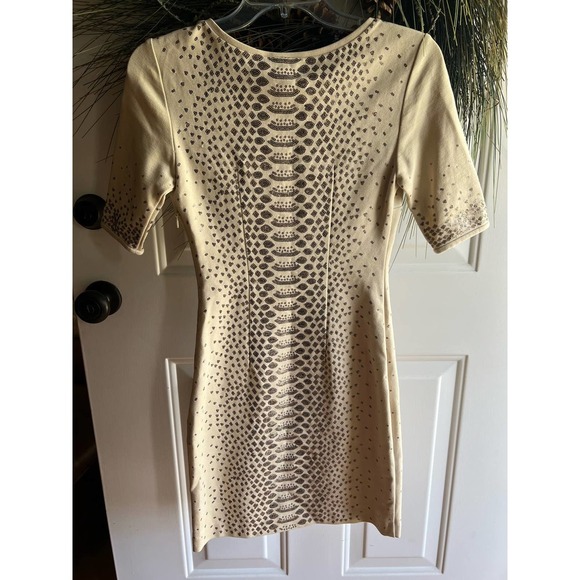 BCBG Maxazria Beige colored Dress, Size XS Not For Sale/Do not buy - Picture 12 of 14